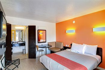 6-santa Barbara, Ca - 3*